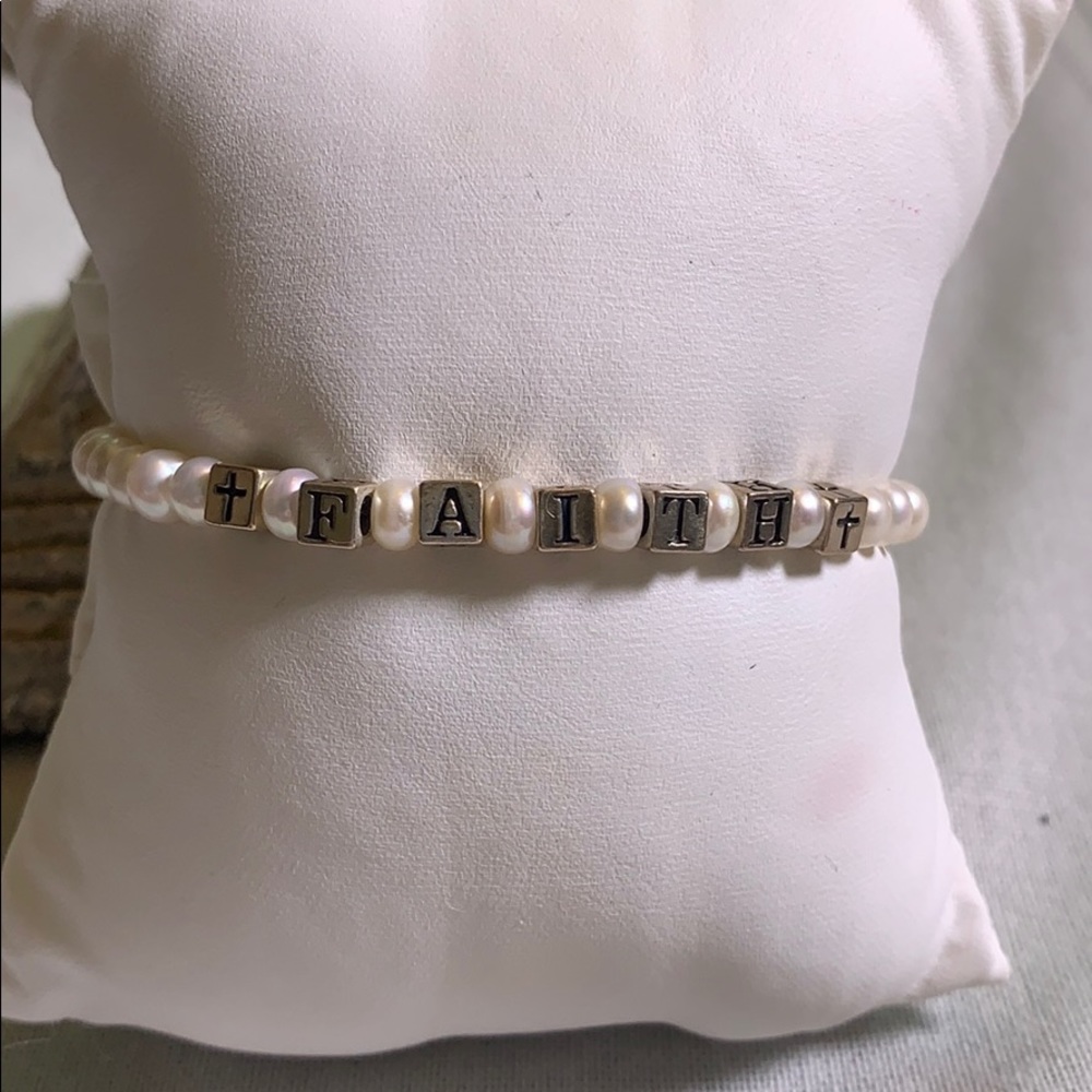 Pearl and silver bead Faith bracelet